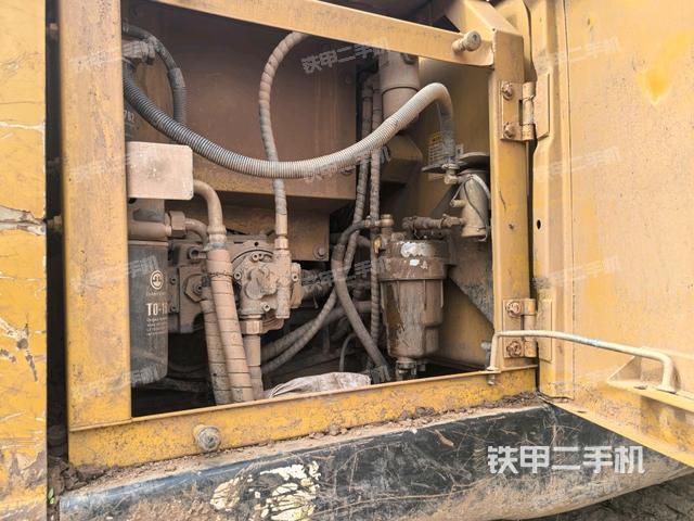 液壓泵室（大件艙室）