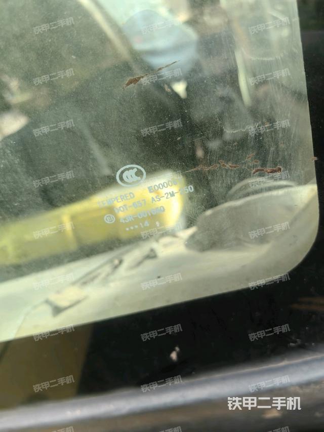 后窗玻璃角標(biāo)（駕駛室部分）