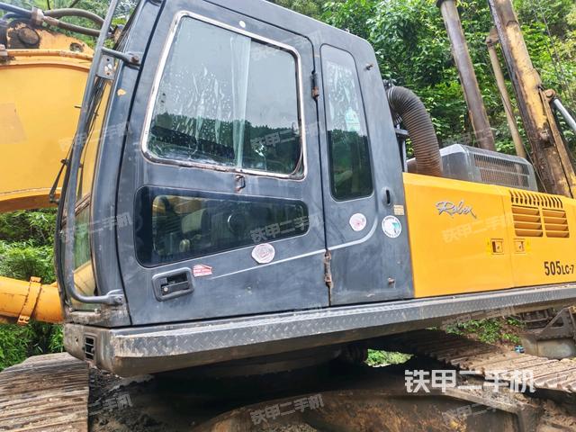 座椅后部（駕駛室部分）