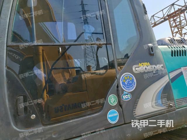 駕駛室整體（整機(jī)外觀）