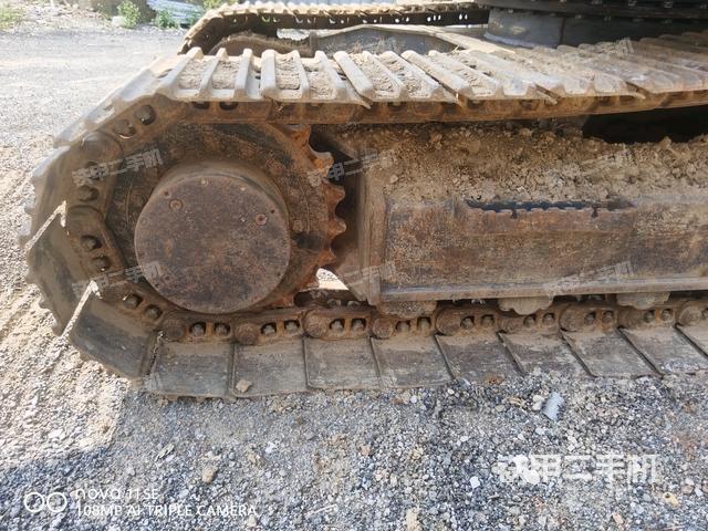 右驅動輪（行走機構）