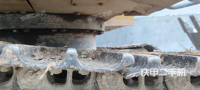 单侧履带整体（整机外观）