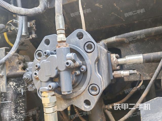 液壓泵室（大件艙室）