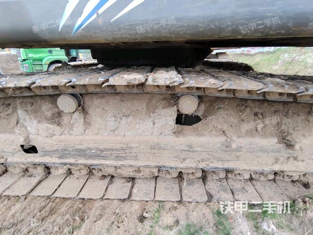 右側(cè)履帶整體（行走機構(gòu)）