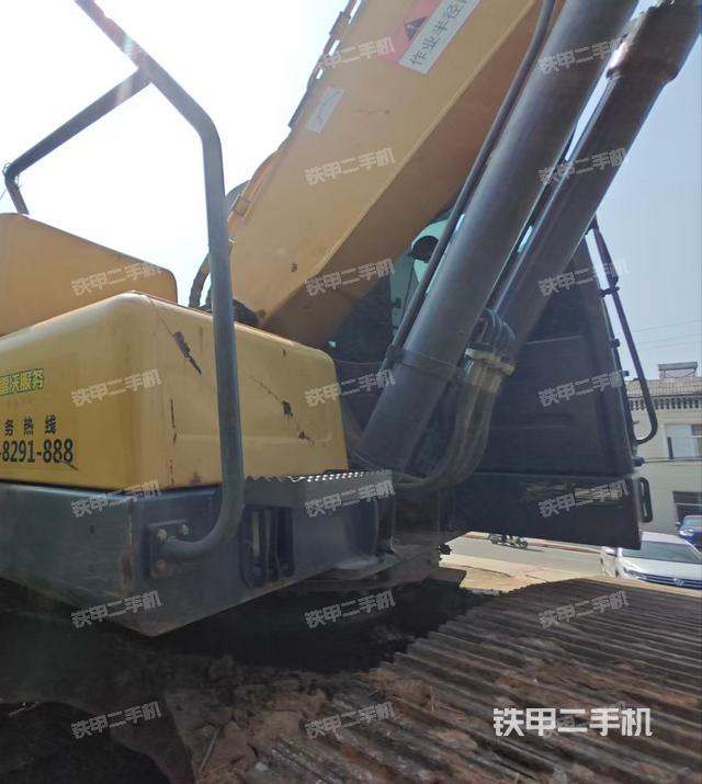 大臂油缸整體?豎拍（工作和回轉(zhuǎn)裝置）