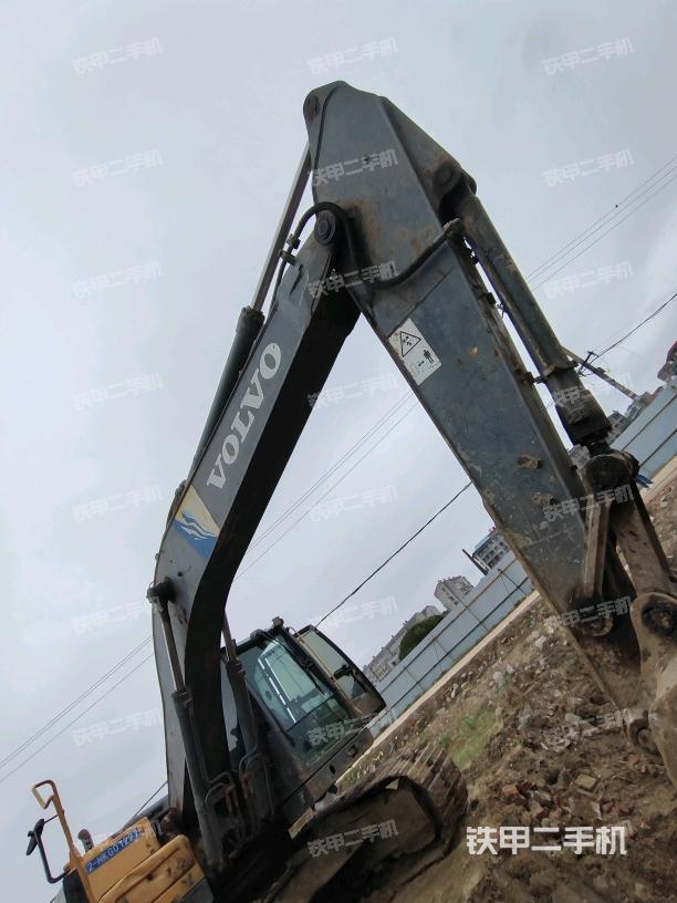 大臂整體?右側(cè)（工作和回轉(zhuǎn)裝置）