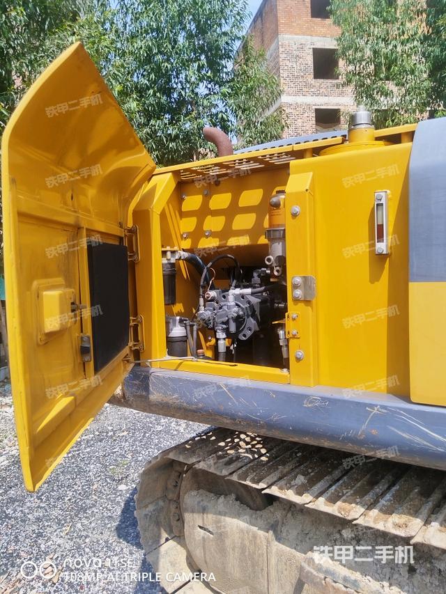 液壓泵室（大件艙室）