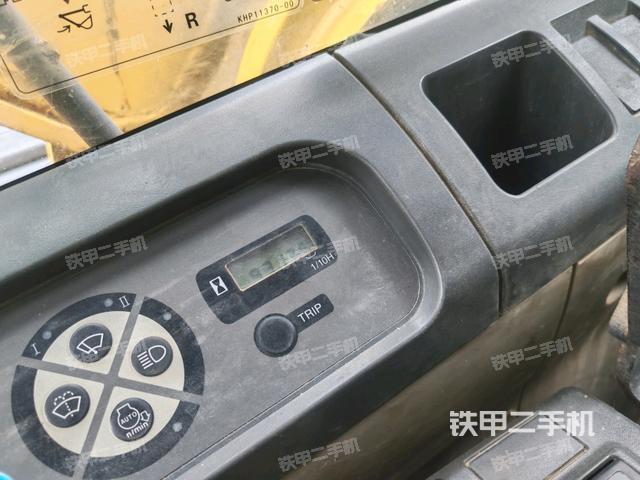 駕駛室左后45度（駕駛室部分）