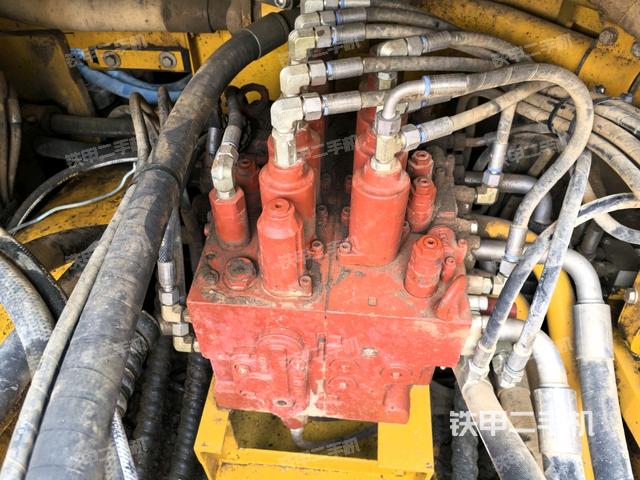 分配閥（上車部件）