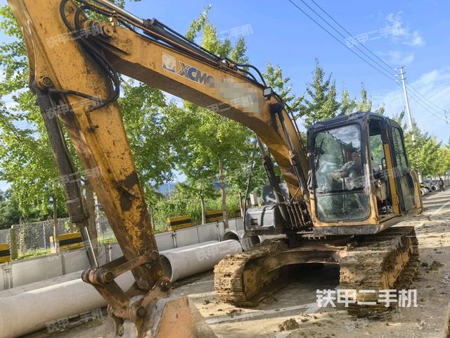 徐工XE135B挖掘機