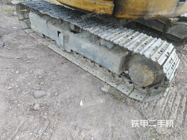 右側(cè)履帶整體?（行走機(jī)構(gòu)）