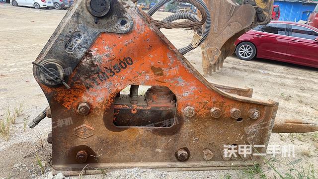 整机左侧（设备外观及核心部件）