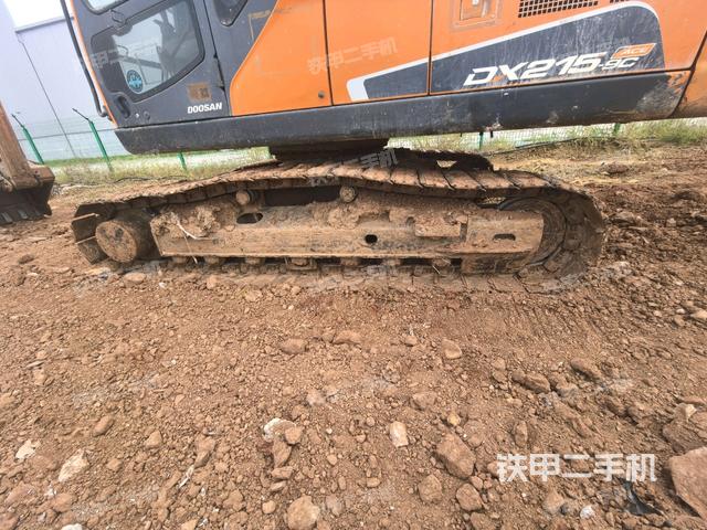 右側行走馬達蓋板（行走機構）