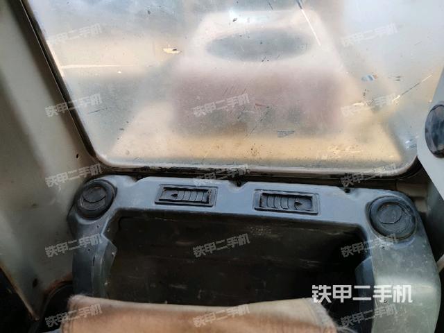 座椅后部（駕駛室部分）