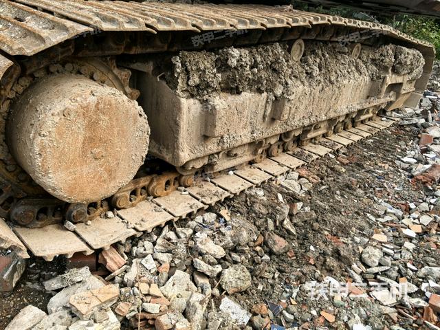 左侧履带整体 （行走机构）