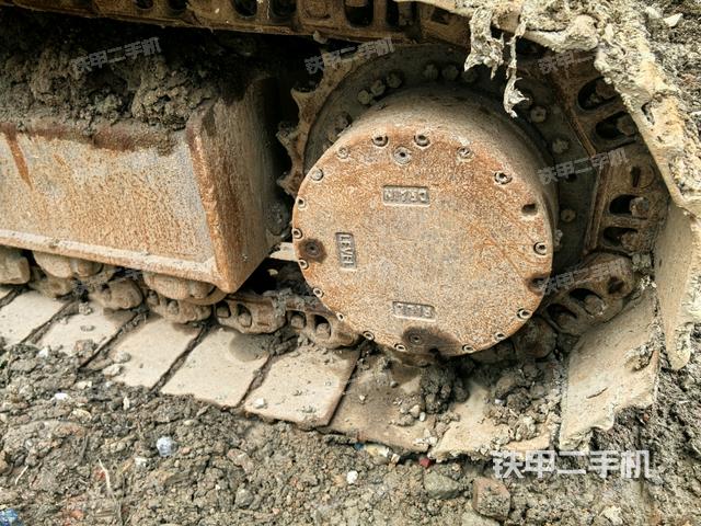 左導(dǎo)向輪（行走機構(gòu)）