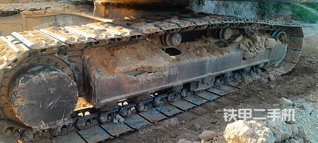 单侧履带整体（整机外观）