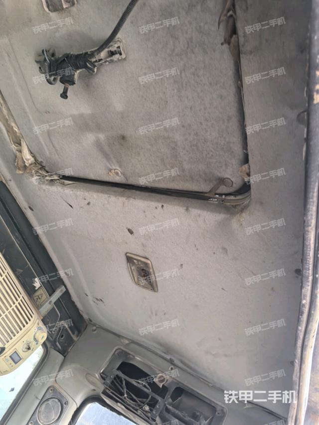 后窗玻璃角標(biāo)（駕駛室部分）