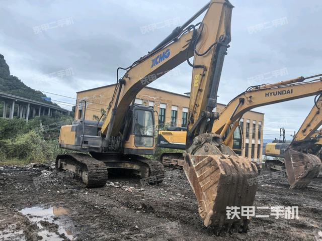 徐工XE200C挖掘机