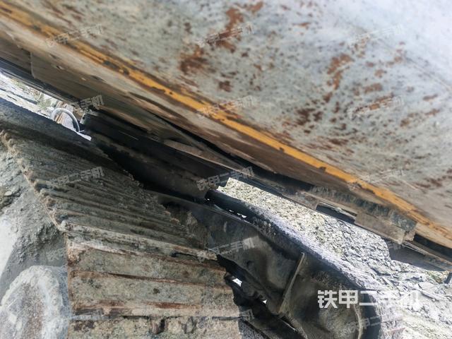 左導(dǎo)向輪（行走機(jī)構(gòu)）