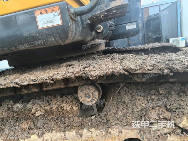 左側(cè)行走馬達(dá)蓋板（行走機構(gòu)）