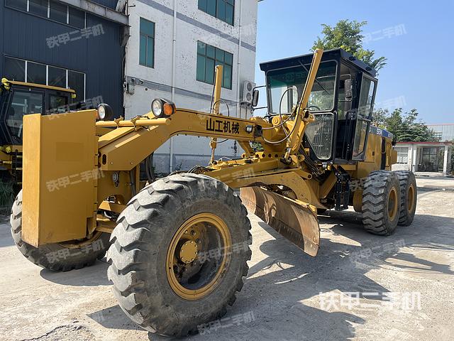 整机右侧（设备外观及核心部件）