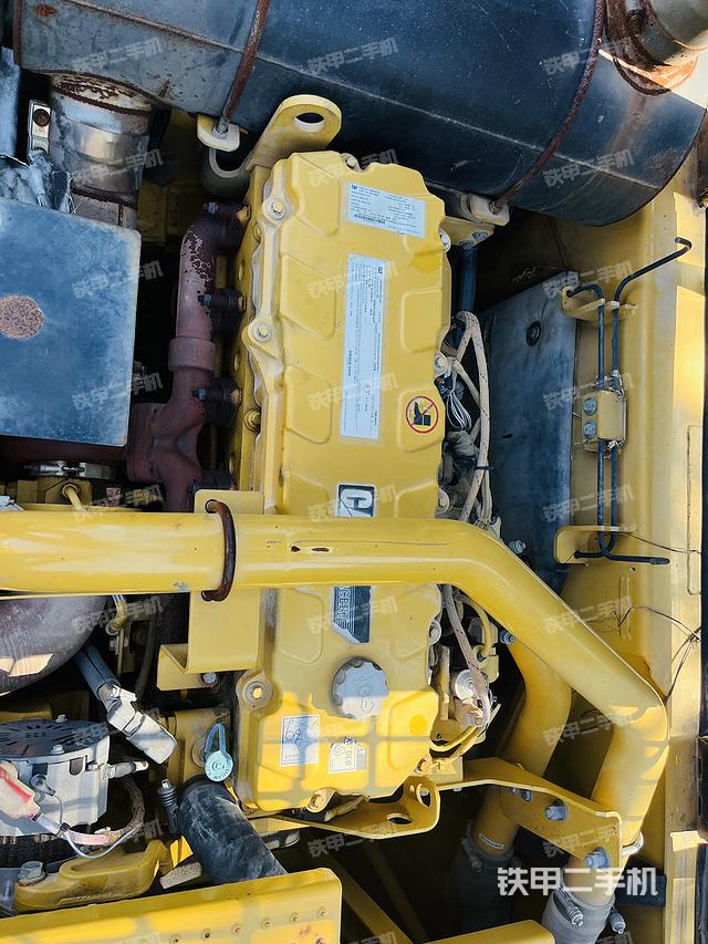 发动机整体俯视（整机外观）