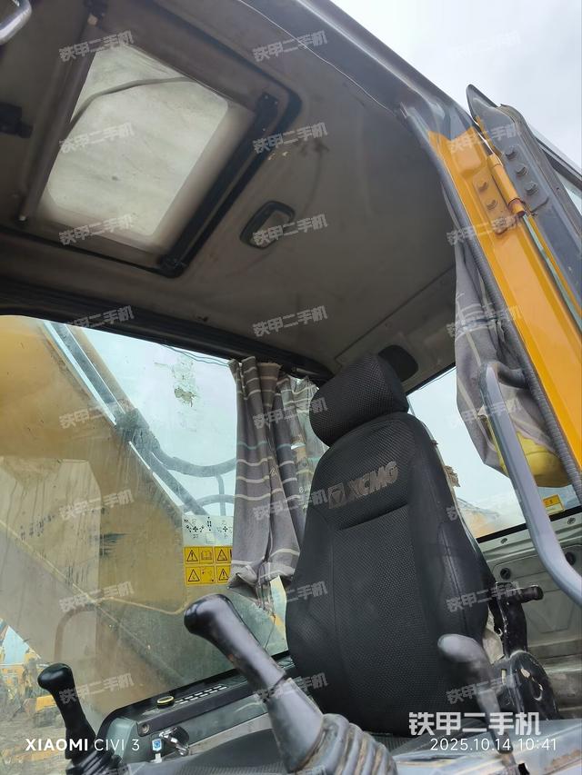 頂棚整體（駕駛室部分）