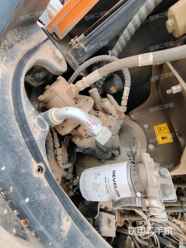 液壓泵室（大件艙室）