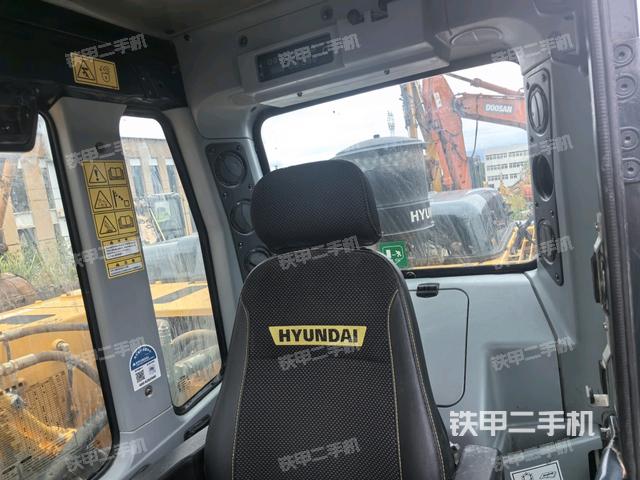 座椅后部（駕駛室部分）