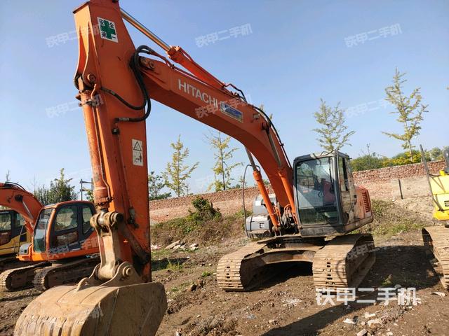 日立ZX200-3挖掘機(jī)