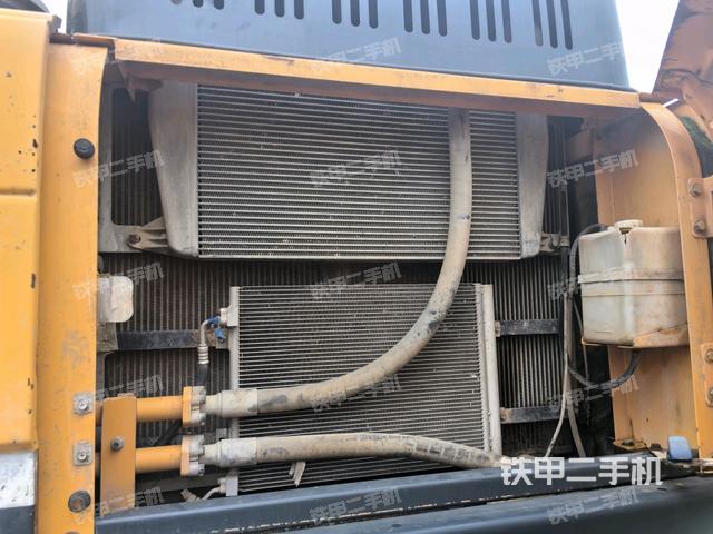 散熱器正面（大件艙室）