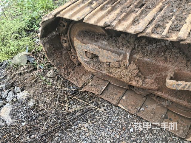 左導(dǎo)向輪（行走機構(gòu)）