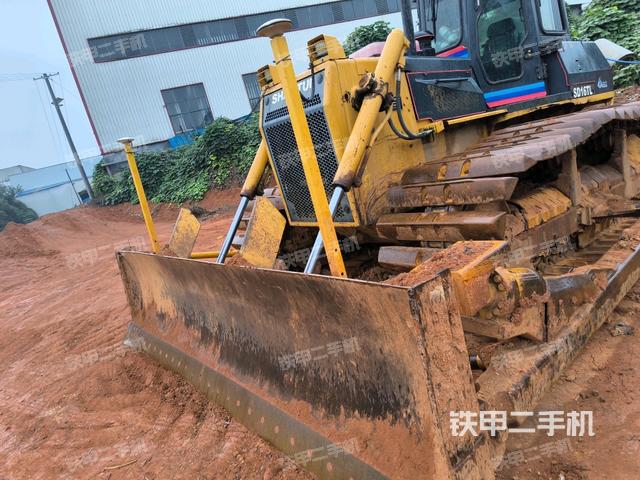 左引导轮（推土机底盘及工作装置）