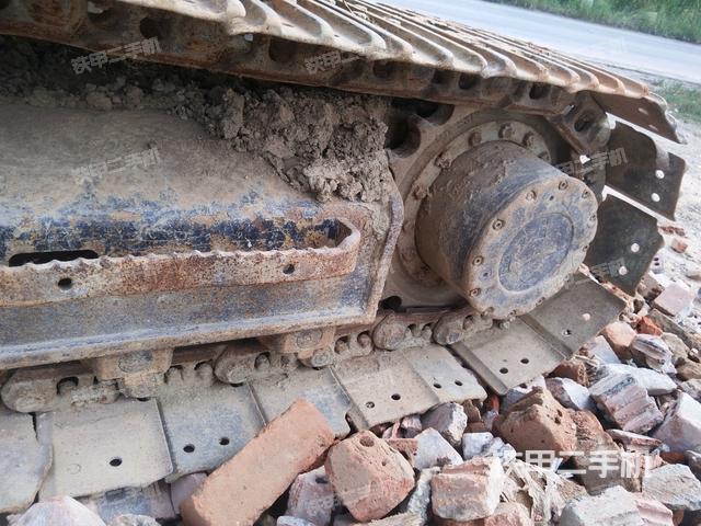 左側(cè)行走馬達(dá)蓋板（行走機(jī)構(gòu)）