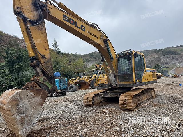 山東臨工E6210FHD挖掘機(jī)
