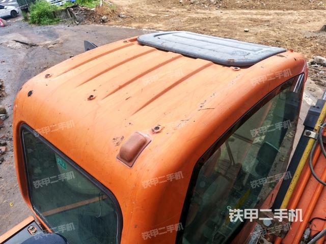 驾驶室顶部俯视（上车部件）