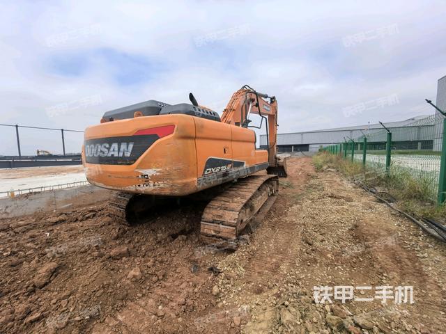 右后45（整機外觀）