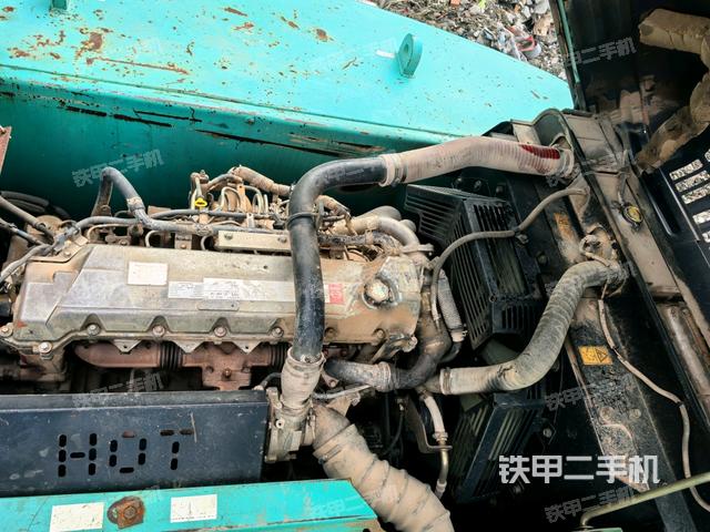 发动机室（上车部件）