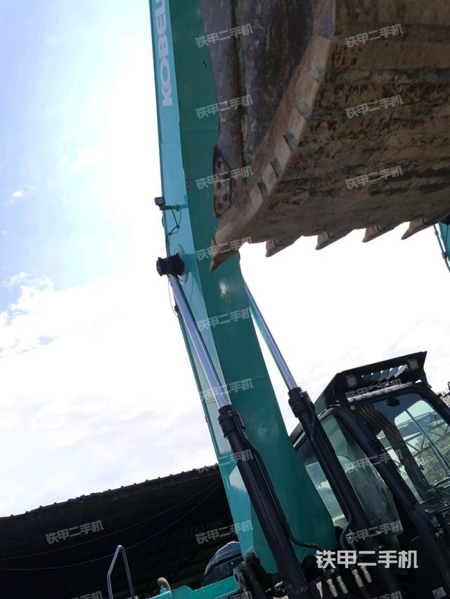 大臂整体 右侧（工作和回转装置）