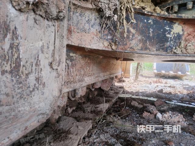 右側(cè)行走馬達(dá)蓋板（行走機(jī)構(gòu)）