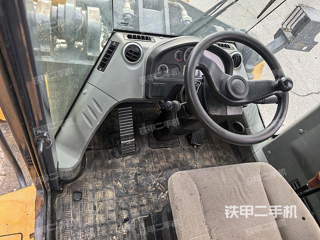 驾驶室操作台（整机外观及大件）