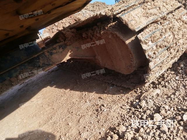 左側(cè)行走馬達(dá)蓋板（行走機(jī)構(gòu)）