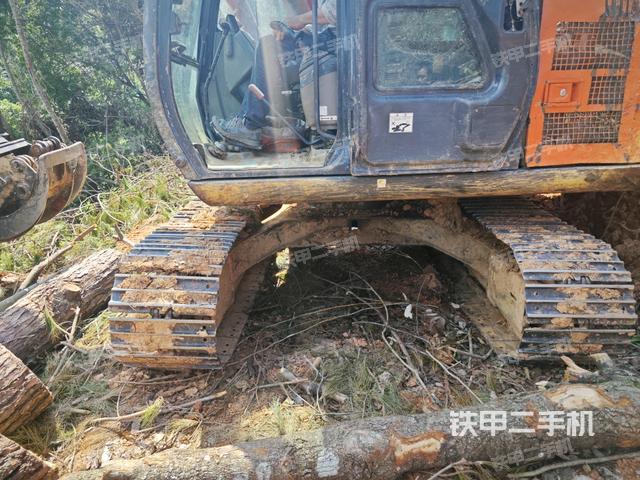 駕駛室頂部（整機(jī)外觀）