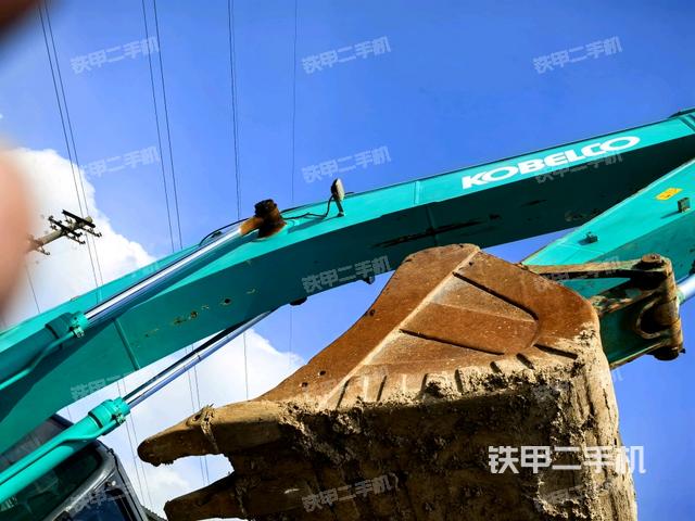 大臂整体 右侧（工作和回转装置）