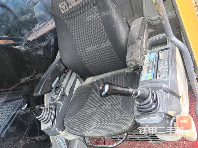 座椅后部（駕駛室部分）