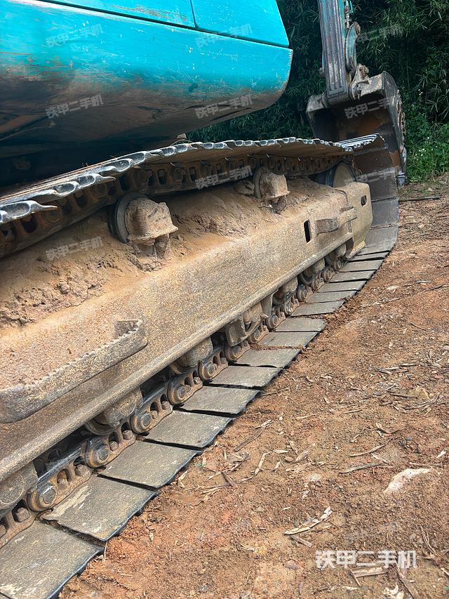 单侧履带整体（整机外观）