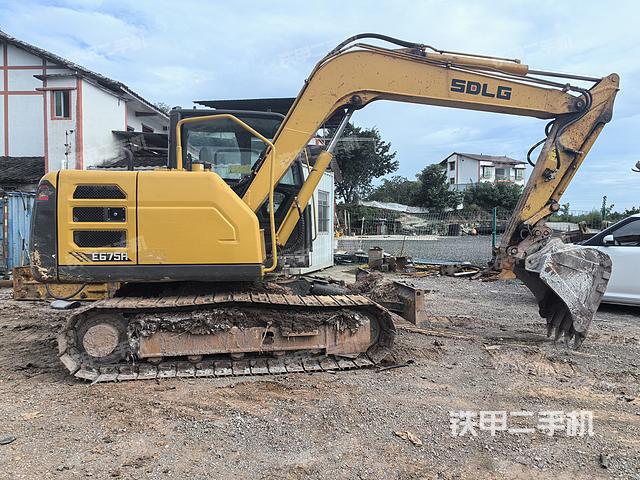 整机右后45°（整机外观）