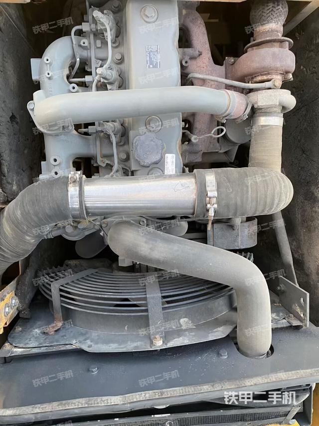 發(fā)動(dòng)機(jī)整體俯視（整機(jī)外觀）