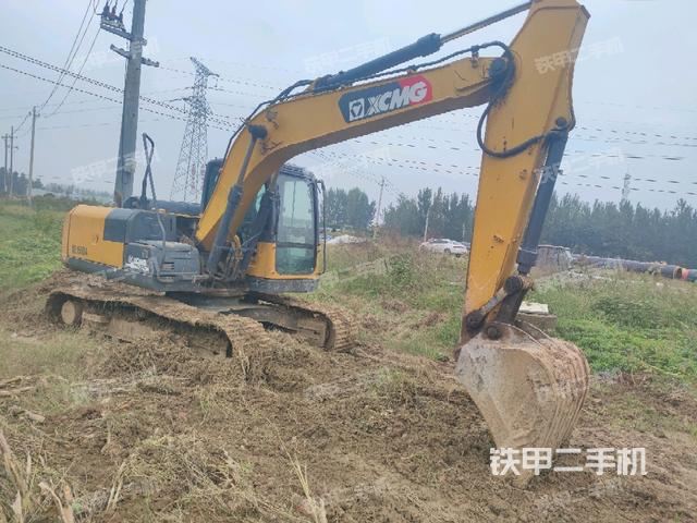 駕駛室整體（整機外觀）